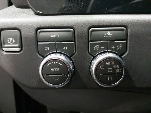 New 2026 GMC Sierra 1500 Elevation image 28