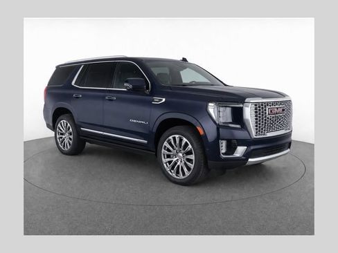Used 2024 GMC Yukon Denali w/ Advanced Technology Package AWD/4WD image 1