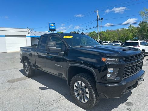 Used 2022 Chevrolet Silverado 2500 LT w/ Convenience Package AWD/4WD image 3