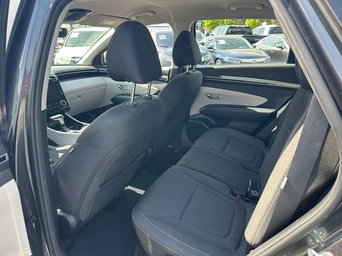 Used 2024 Hyundai Tucson SE FWD image 19