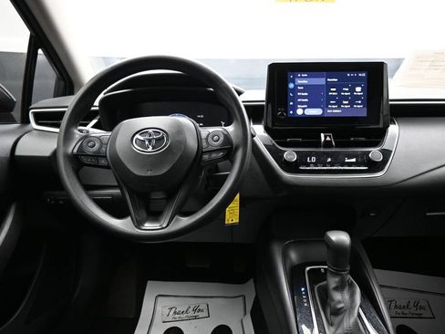 Used 2026 Toyota Corolla LE FWD image 13