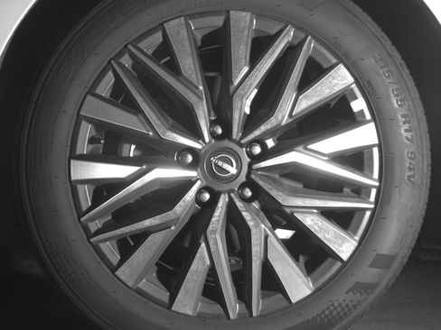 Used 2025 Nissan Altima 2.5 SV image 12