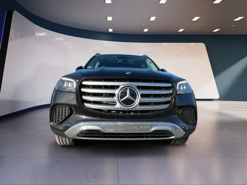 Used 2026 Mercedes-Benz GLS 450 4MATIC image 5