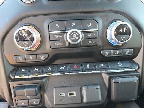 Used 2021 GMC Sierra 1500 Denali w/ Technology Package image 15