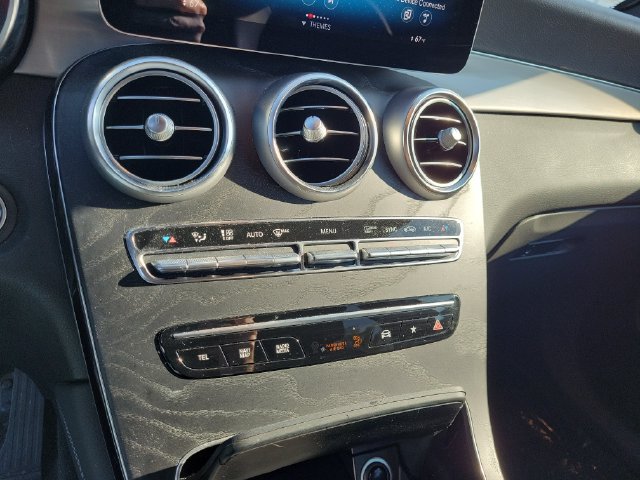 Used 2020 Mercedes-Benz GLC 300 image 29