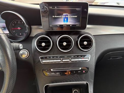 Used 2019 Mercedes-Benz GLC 300 image 23