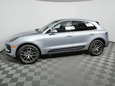 New 2026 Porsche Macan AWD image 2
