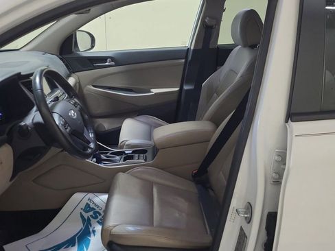 Used 2016 Hyundai Tucson Limited w/ Option Group 03 AWD/4WD image 8