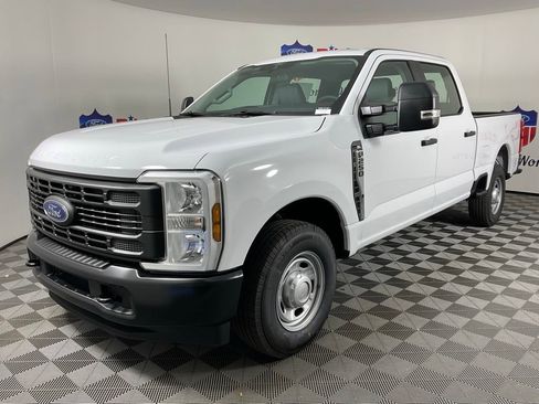 New 2026 Ford F250 2WD Crew Cab Super Duty image 7