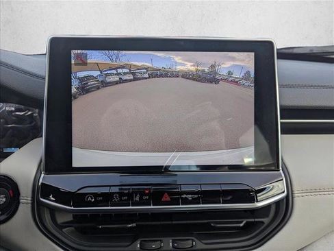 New 2026 Jeep Compass Limited image 12