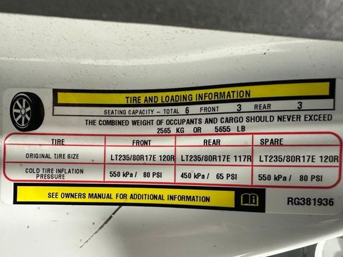 Used 2024 RAM 3500 Laramie image 12