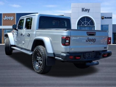 Used 2020 Jeep Gladiator Rubicon AWD/4WD image 3