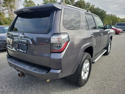 Used 2019 Toyota 4Runner SR5 image 10
