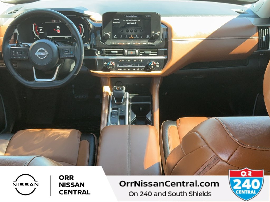 Used 2025 Nissan Pathfinder Platinum w/ Cargo Package FWD image 15