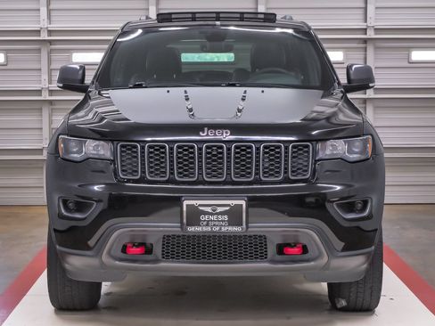 Used 2018 Jeep Grand Cherokee Trailhawk AWD/4WD image 4