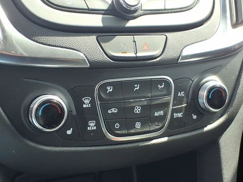 Used 2024 Chevrolet Equinox LT AWD/4WD image 20