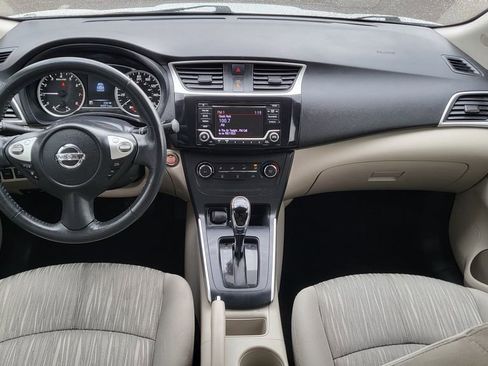 Used 2017 Nissan Sentra SV image 25