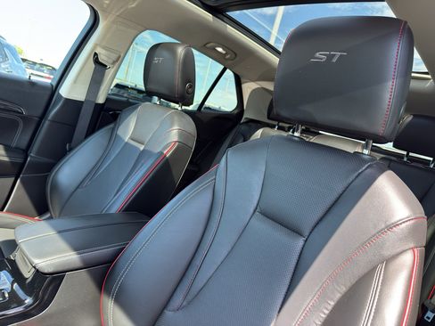 Certified 2023 Buick Envision Essence w/ Sport Touring Package AWD/4WD image 28