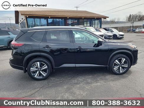Certified 2024 Nissan Rogue SL w/ SL Premium Package AWD/4WD image 9