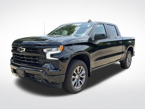 Used 2025 Chevrolet Silverado 1500 RST AWD/4WD image 3