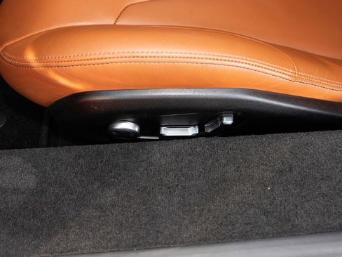 Used 2025 Lotus Emira image 28