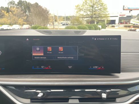 Certified 2023 BMW X7 xDrive40i w/ Executive Package image 24