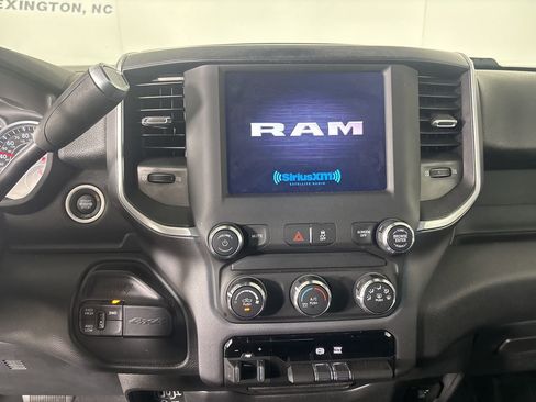 Used 2022 RAM 2500 Big Horn w/ Cold Weather Group image 16