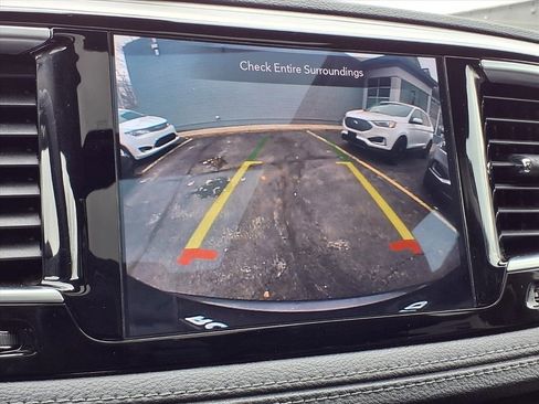 Used 2019 Chrysler Pacifica Limited image 12