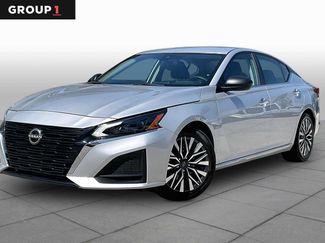 Used 2024 Nissan Altima 2.5 SV FWD video 1