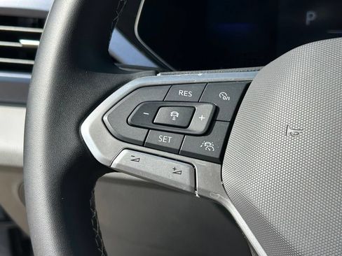 Certified 2022 Volkswagen Taos SE AWD/4WD image 23