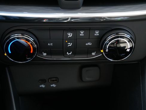 New 2026 Buick Encore GX Preferred w/ Advanced Technology Package image 8