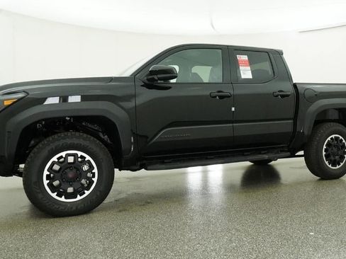 New 2026 Toyota Tacoma TRD Off-Road AWD/4WD image 18