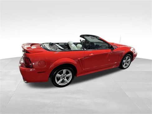 Used 2000 Ford Mustang GT RWD image 7