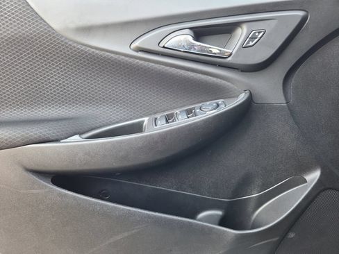 Used 2025 Chevrolet Malibu LT FWD image 19