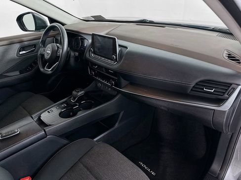 Used 2023 Nissan Rogue SV FWD image 30