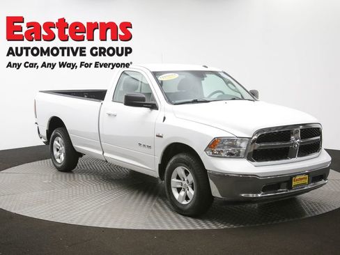 Used 2019 RAM 1500 Classic SLT image 46