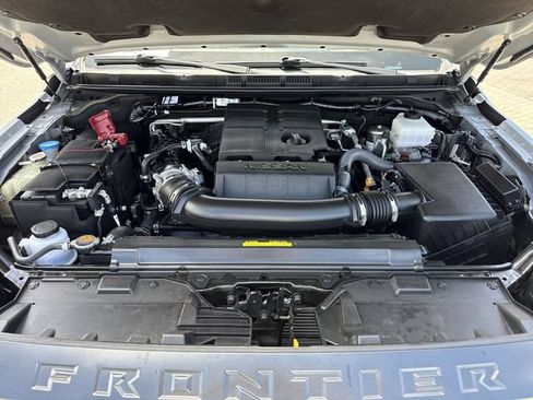 Used 2024 Nissan Frontier PRO-4X w/ Off-Road Protection Package AWD/4WD image 35