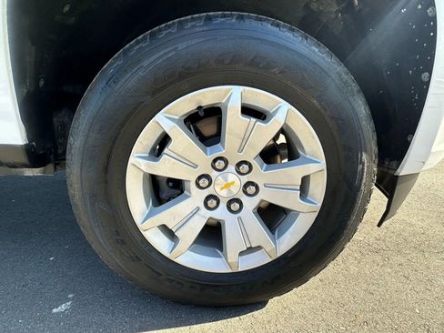 Used 2022 Chevrolet Colorado LT w/ Fleet Safety Package image 17