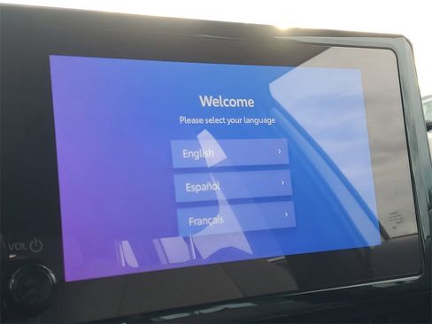 Used 2023 Toyota Corolla Cross L image 25