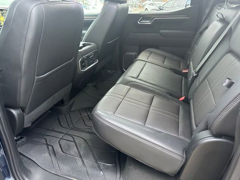 Used 2022 Chevrolet Silverado 1500 High Country w/ High Country Premium Package image 16