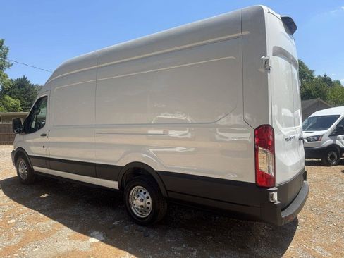 Used 2023 Ford Transit 250 148 High Roof Extended AWD w/ Load Area Protection Package image 3