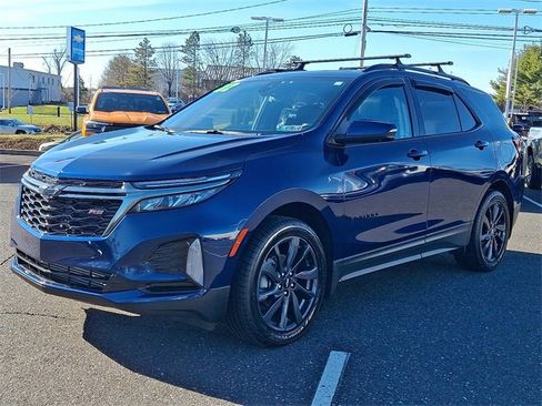 Certified 2022 Chevrolet Equinox RS w/ RS Leather Package image 3