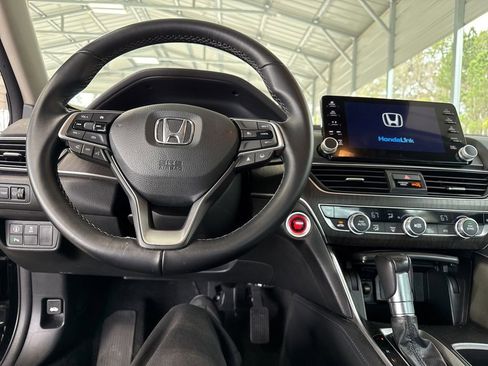 Used 2022 Honda Accord EX-L image 5