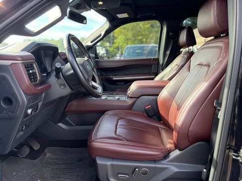Used 2022 Ford Expedition Max Limited AWD/4WD image 25