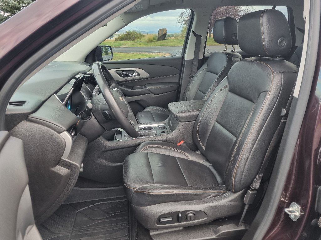 Used 2018 Chevrolet Traverse LT AWD/4WD image 12