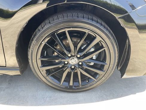 Used 2024 Toyota Camry XSE FWD image 32