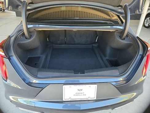 Certified 2025 Cadillac CT4 Premium Luxury RWD image 27