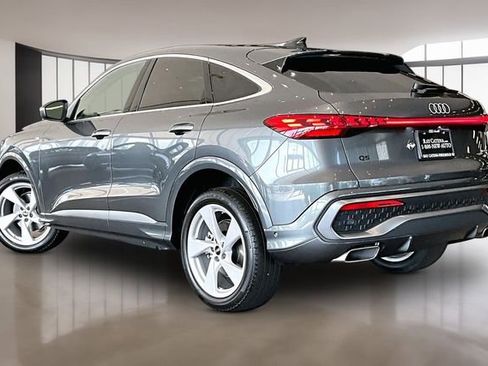 New 2025 Audi Q5 Premium Plus AWD/4WD image 3