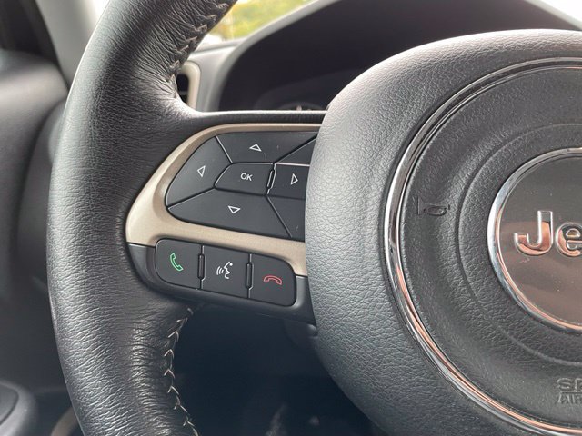 Used 2016 Jeep Renegade Limited AWD/4WD image 15