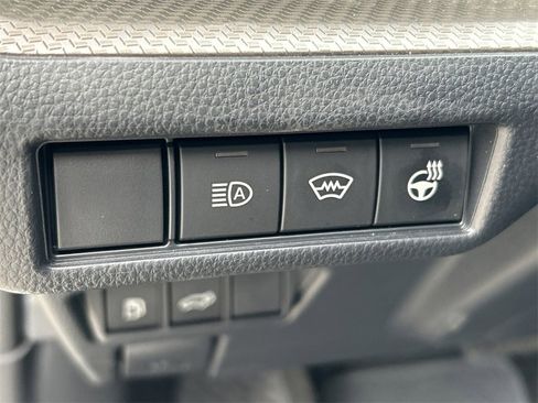 Used 2024 Toyota Prius Limited image 27